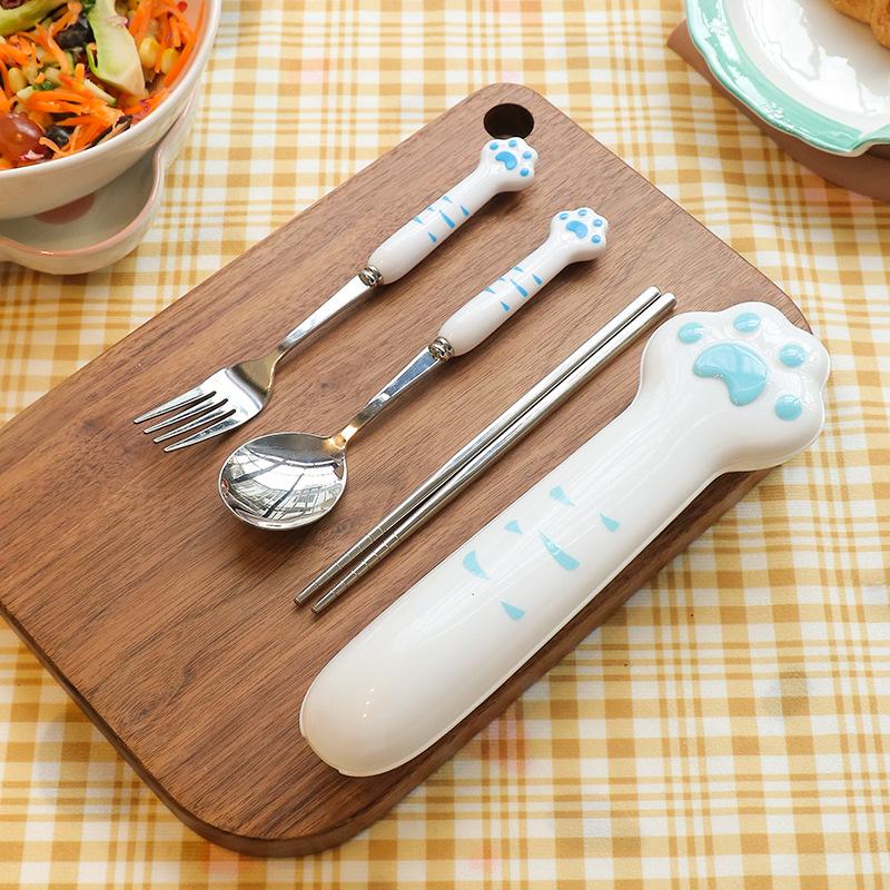 Stainless Steel Portable Cutlery Set: Chopsticks, Spoon, Fork with Storage Box for Students, Children, and Office Workers.