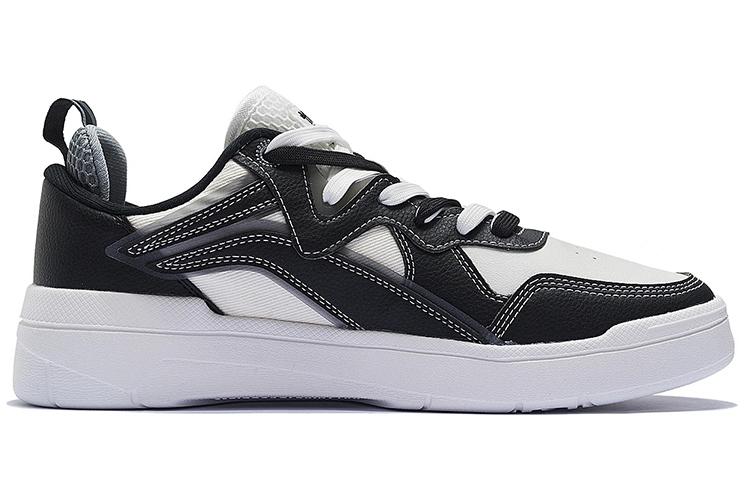 Li Ning Wave Lite Low Top Skateboard Shoes Men's Black White AGCS097-3