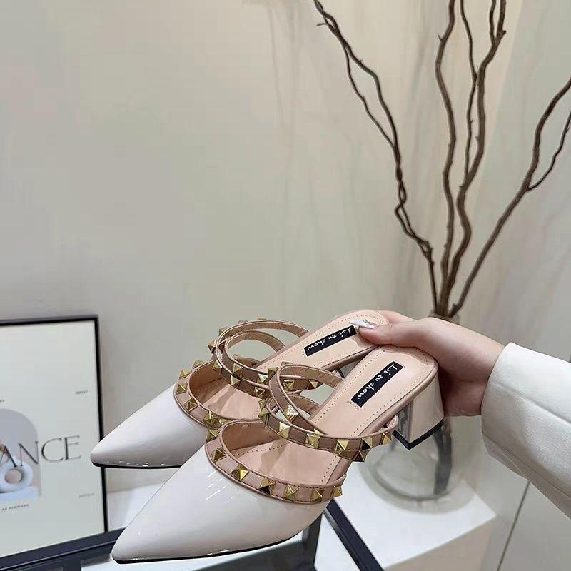 Korean version of heightening wind and summer, rivets, pointed heads show legs, long cool slippers, thick heels, baotou, half slippers, sexy