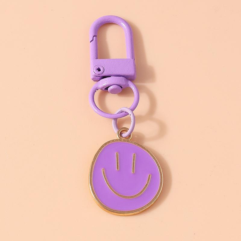 Lovely Smile Face Keychain Emoticon Keyring Pendants for Men Women Key Holder Handbag Decor Pendant DIY Jewelry Gifts