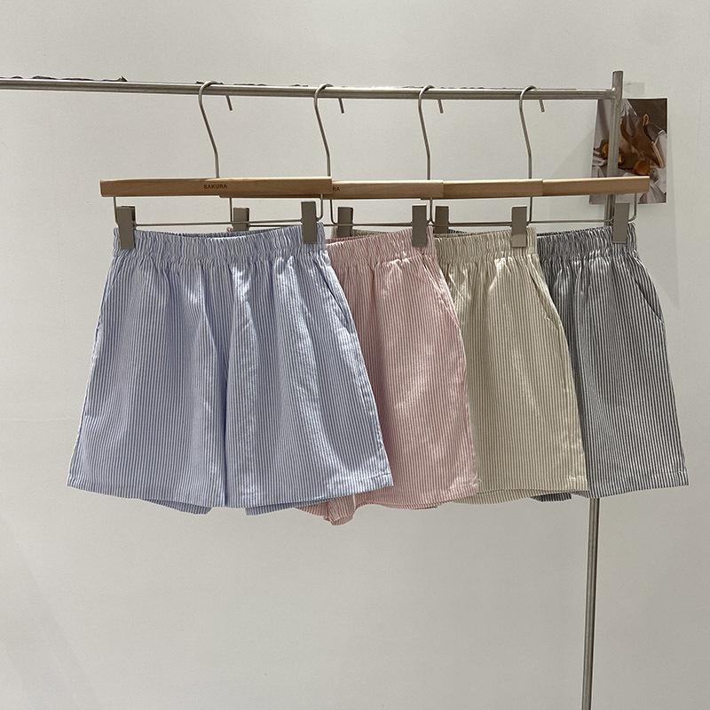 

2024 Summer Women s Japanese-Style Casual Striped Wide-Leg Shorts M