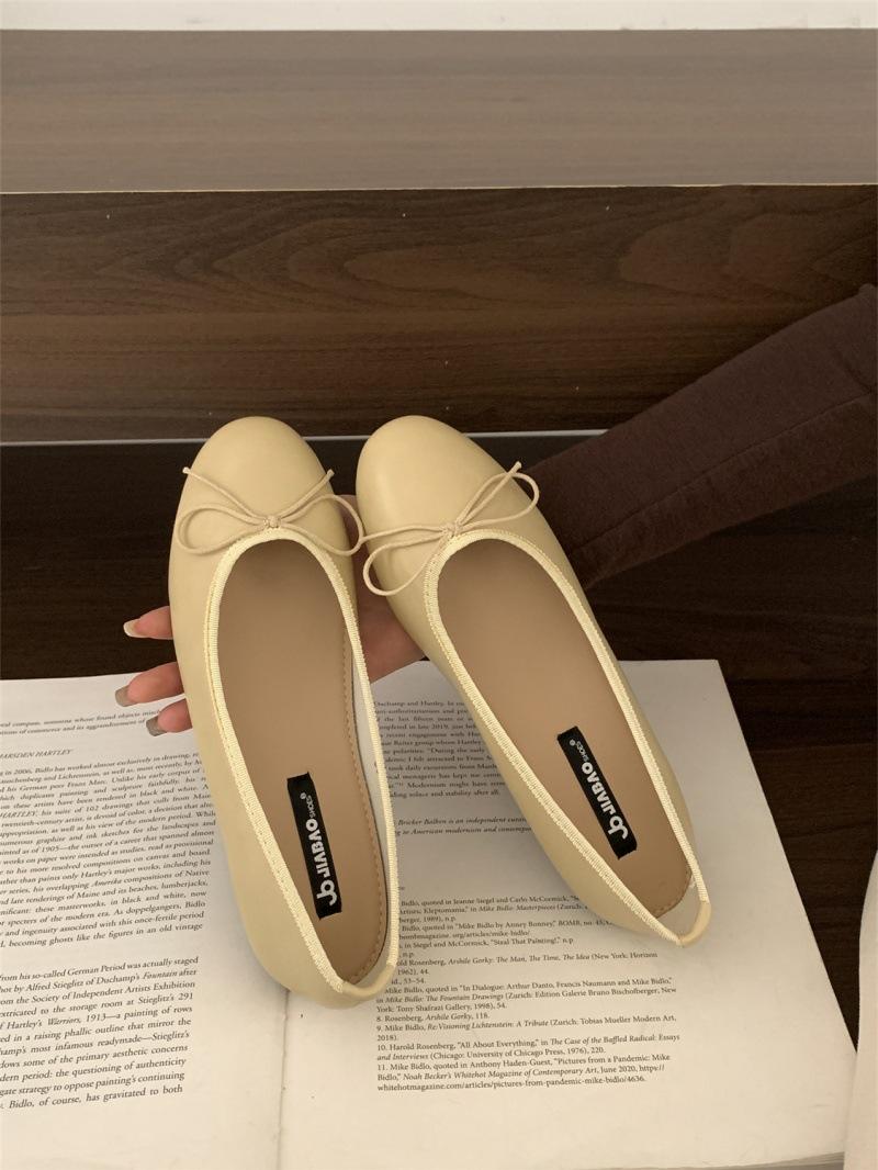 

Shallow single shoes female spring and autumn new retro fairy evening shoes round head one pedal ladyshoes soft leather flat-soled Doudou shoes 39 жёлтый