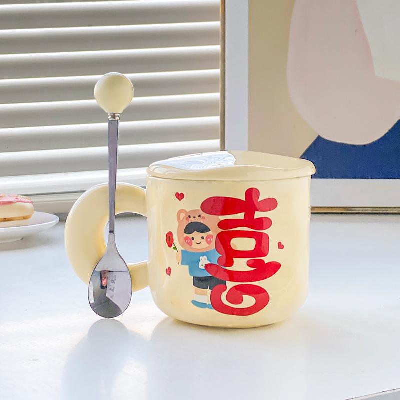 Cute High-value Festive Mug with Lid Spoon Couple Pair Cup Wedding Gift Ceramic Drinking Cup Coffee Cup