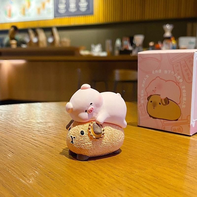 "Relaxed Pig Desktop Decor Item, Gift Idea, Cute Piggy Figurine, High-end and Cute Pig Stuffed Toy, Cute Pet"