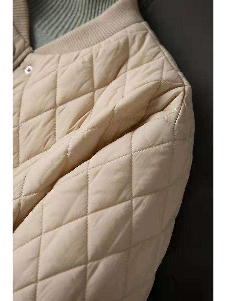 Geacă matlasată ușoară pentru femei 2023: Culoare Solidă, Reducere Vârstă, Mărimi Mari, Palton din Bumbac Matlasat cu Model Diamante pentru Toamnă/Iarnă.