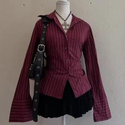 Gotická punková grungeová Y2K dámská halenka, štíhlá elegantní ležérní klopová pruhovaná košile s dlouhým rukávem, vintage estetika, sexy, streetwear