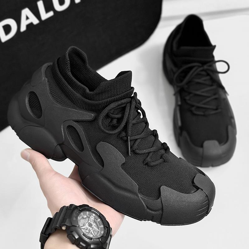 2025 New Men's Shoes: Lightweight, Soft, Fly-knitted Socks, Hot Shoes, Breathable Flat Soles, Light and Trendy Brands