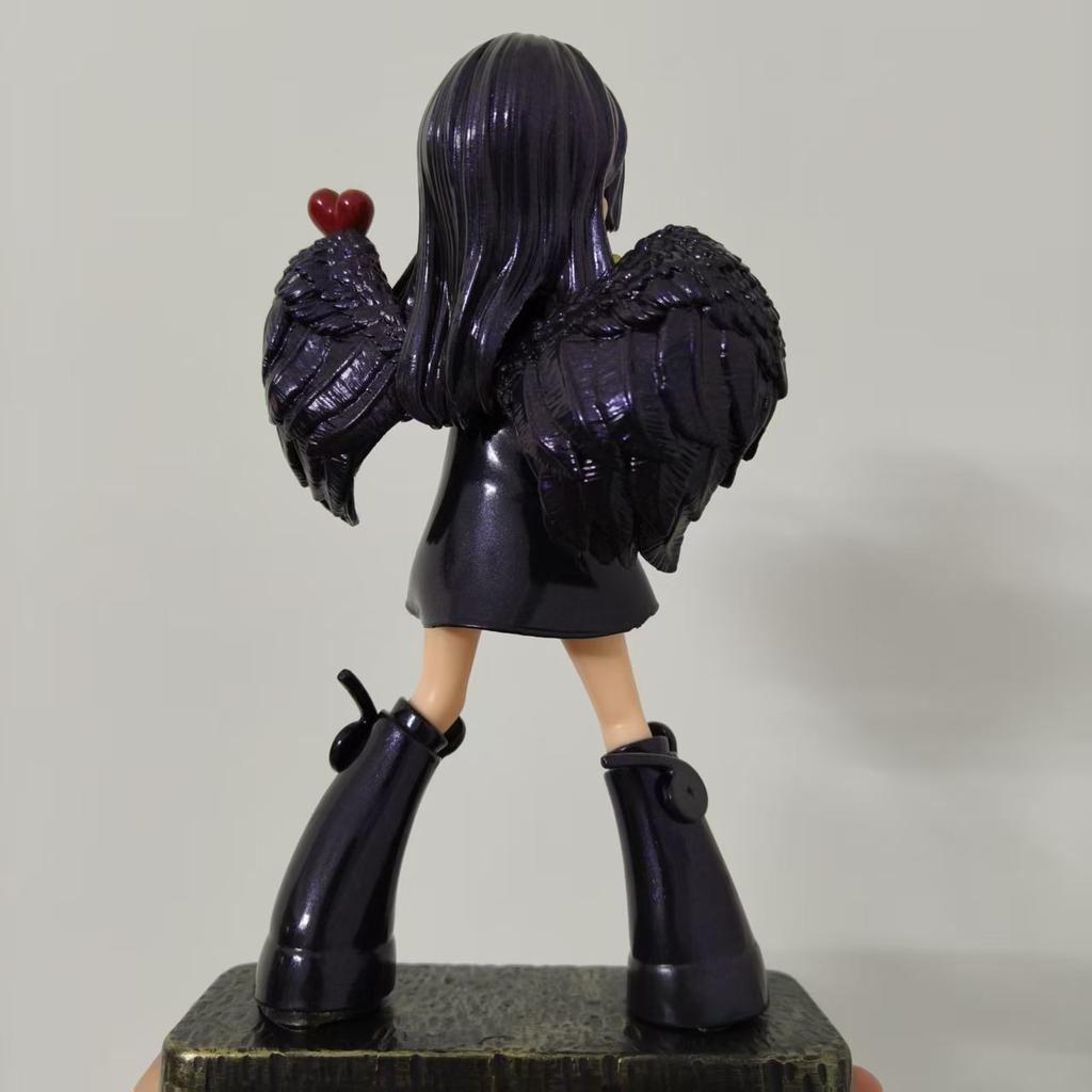 Anime One Piece Figure Boa Hancock Sexy Seraphim Black Hancock Statue 23cm PVC statue Collection Model Toys For Children Gifts