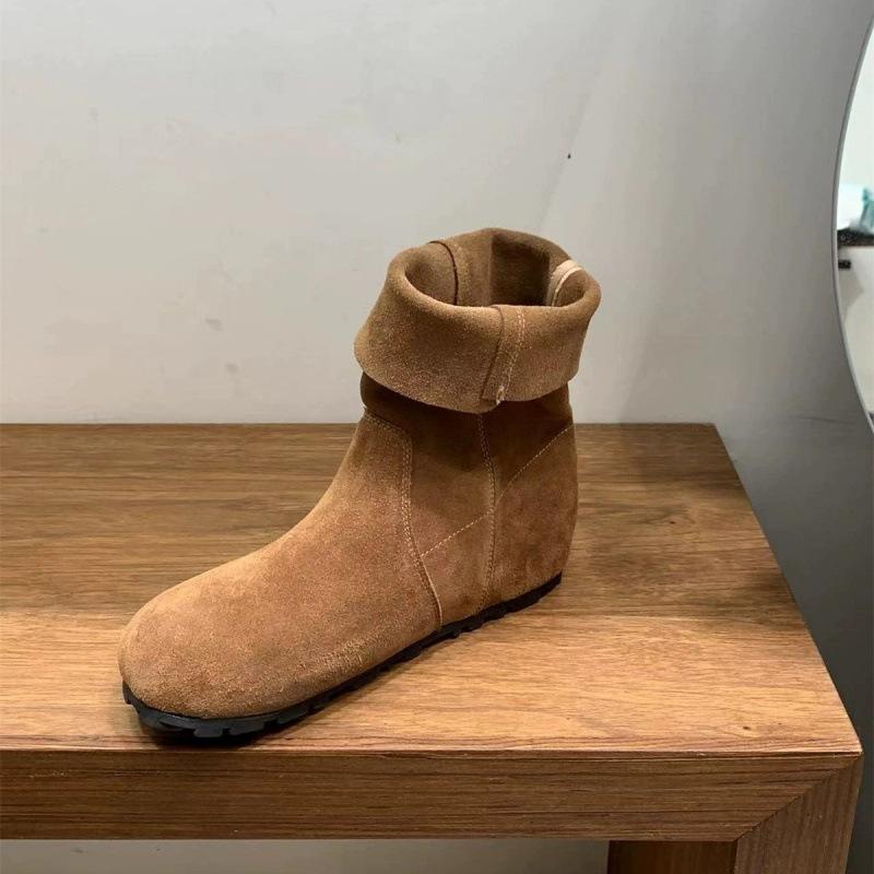 Autumn and winter round head flat bottom thin short boots women's retro literary and artistic fur versatile temperament comfortable Martin boots