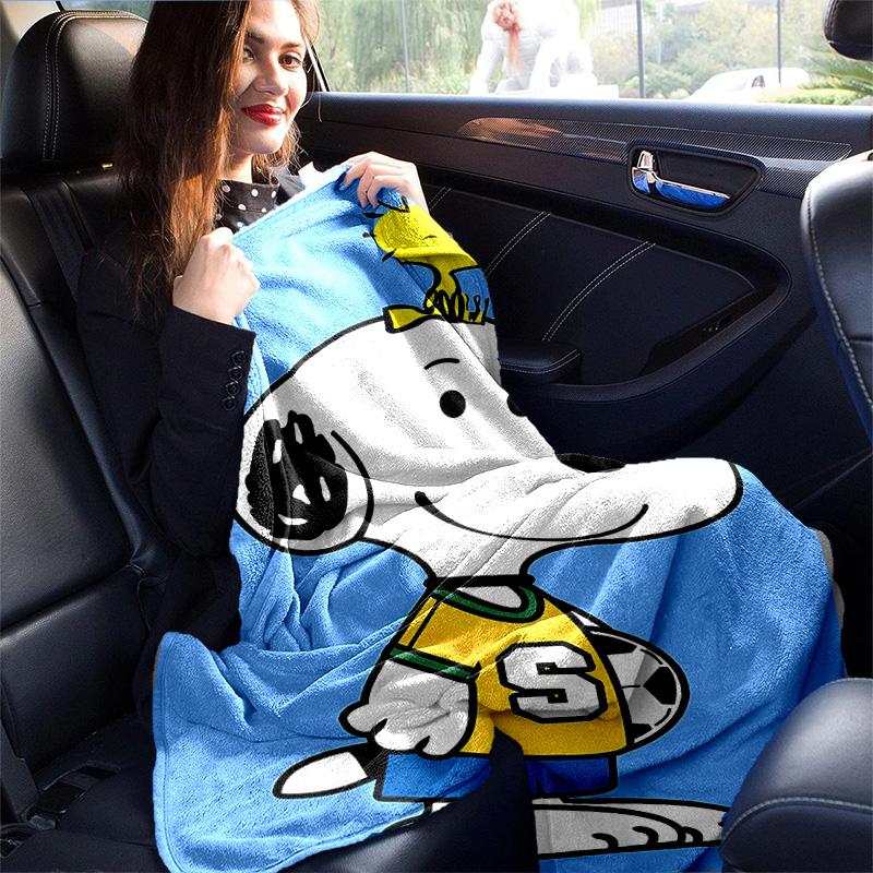 1pc Snoopy Sports Jersey Flannel Blanket Soft Warm Throw Blanket for Bedroom Living Room Bed Travel Camping Picnic Gift. MT7160176