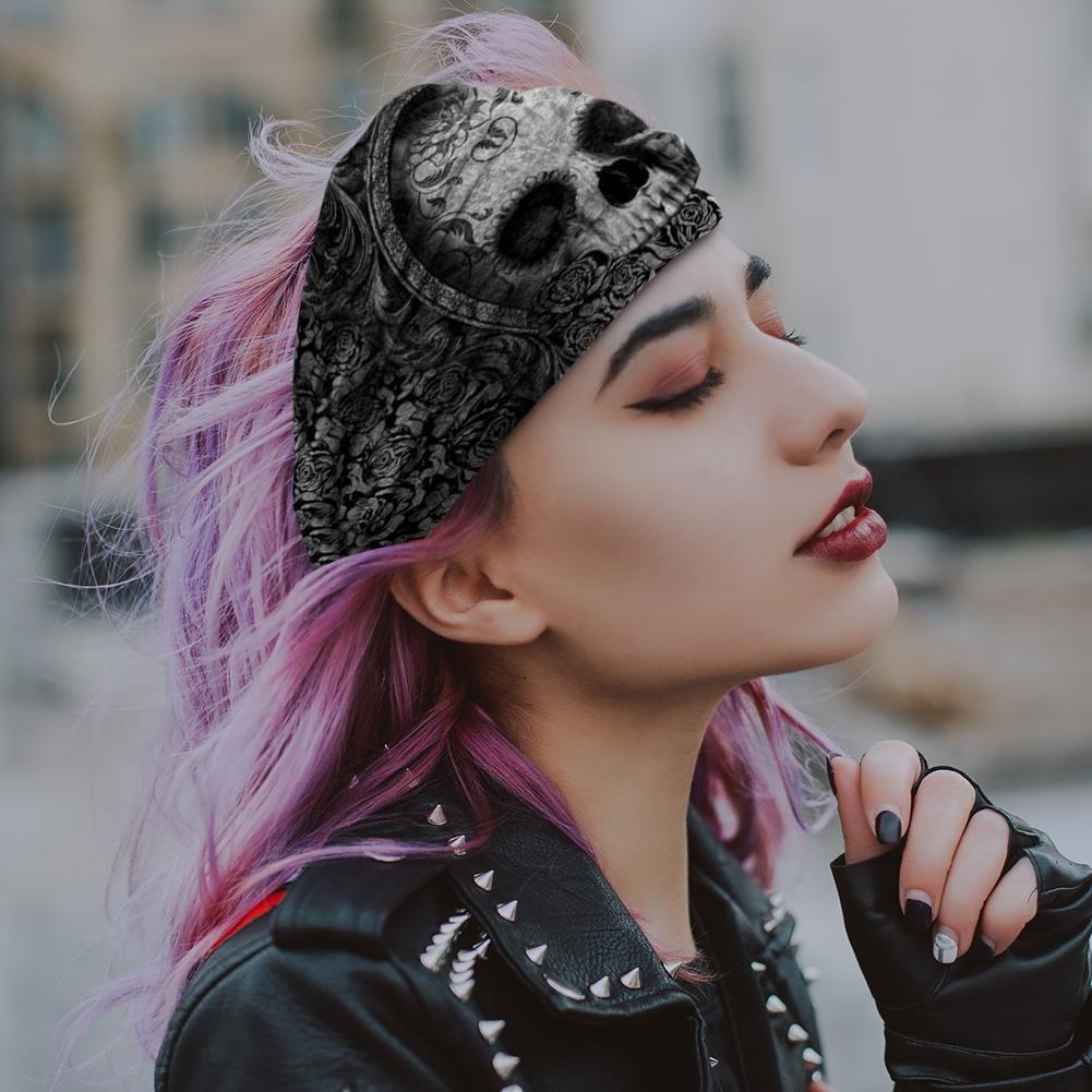 

Independent Station Digital Positioning Print Women s Stretch Bandana - Black