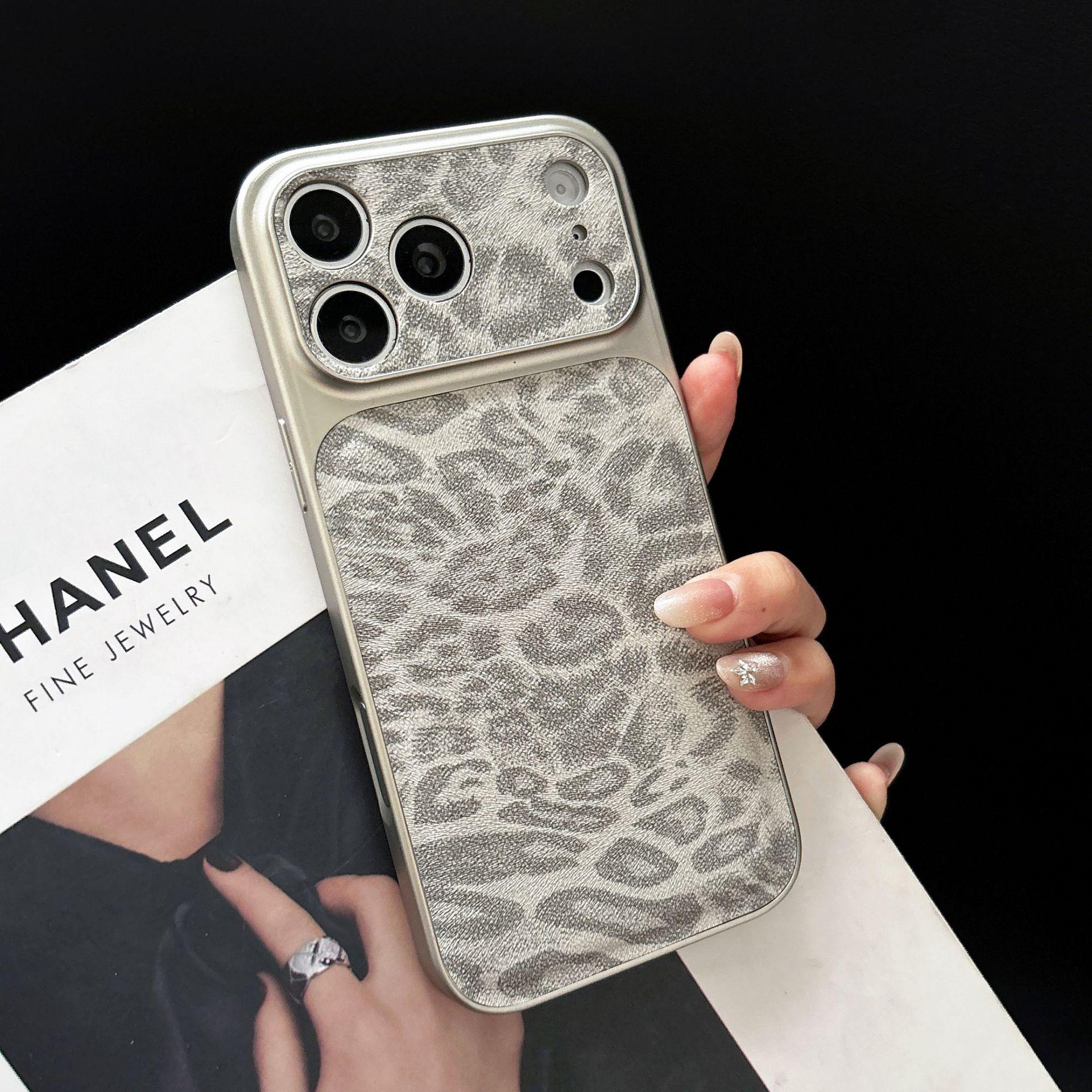 

Leopard Print Full Coverage Phone Case with Drop Protection for 13ProMax, 14Pro, 15ProMax, and 16Pro iPhone 16 Pro Max