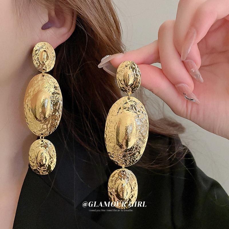 Silver Needle European and American Exaggerated Metal Oval Earrings Long Heavy Industry Design Sense Medium Antique Earrings Niche Design Earrings