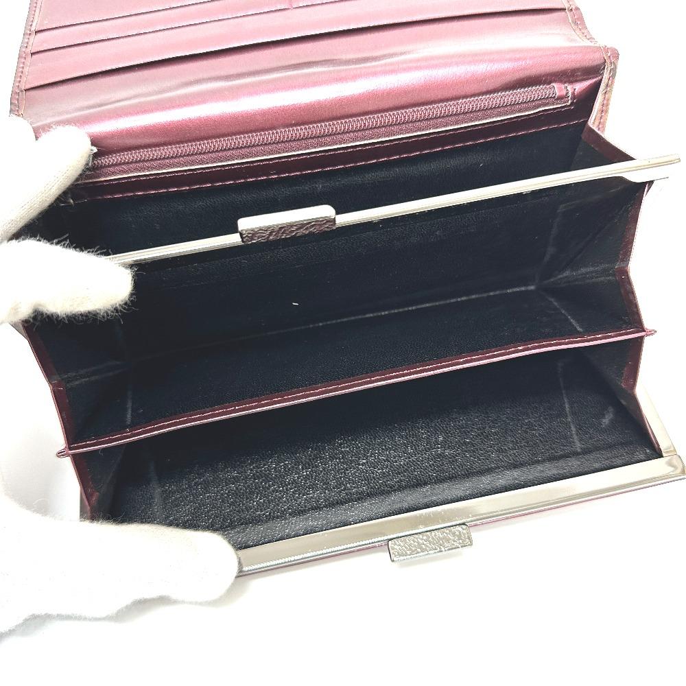 Yves Saint Laurent Carteira Longa Bifold com Fecho de Beijo com Padrão YSL por todo