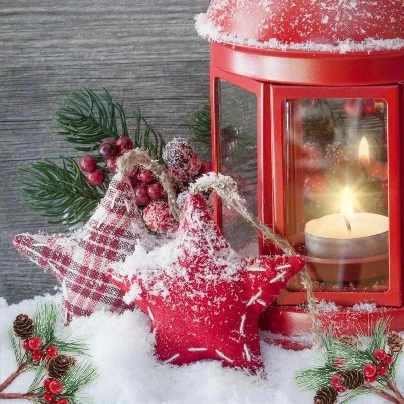 10Pcs Artificial Christmas Pine Needles Simulation Pine Cone with Holly Branches Xmas Gifts Home Party Decoration Flower Crafts