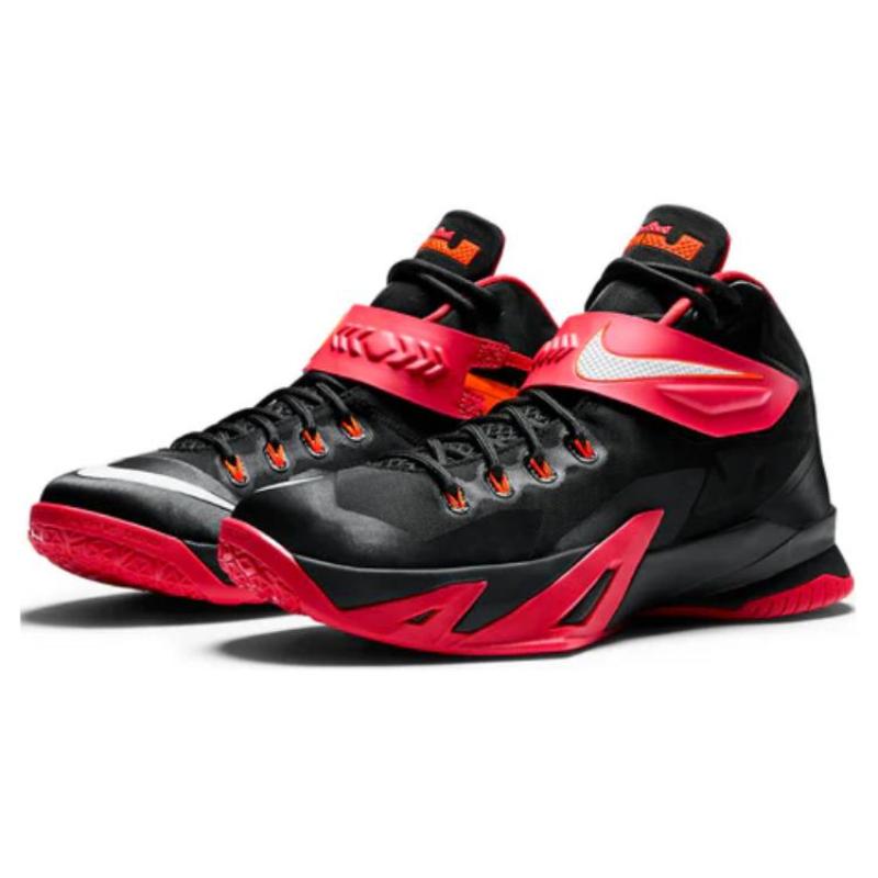 Nike LeBron Zoom Soldier 8 Schwarz Varsity Rot Sneaker 653641-016