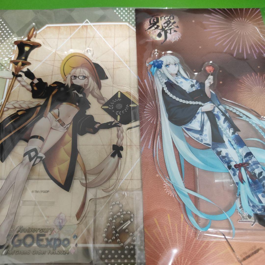 

[Б/У] Акриловая подставка Morgan Ash