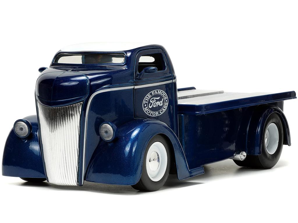 JADATOYS JUST TRUCKS WHEELS 1947 FORD COE PLOŠINOVÝ MINIautíčko 124 s nosičem a