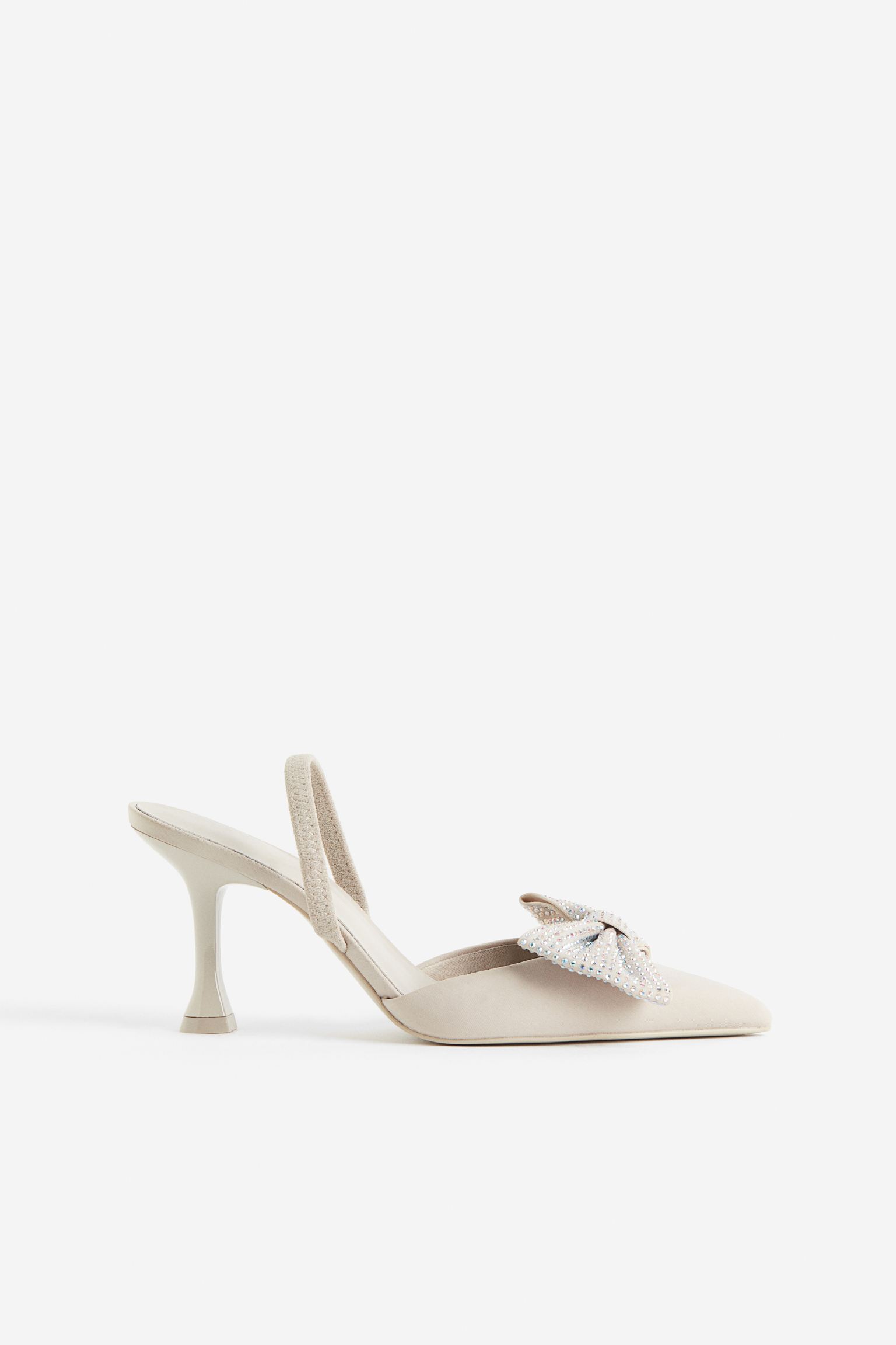 

Bow-detail slingbacks