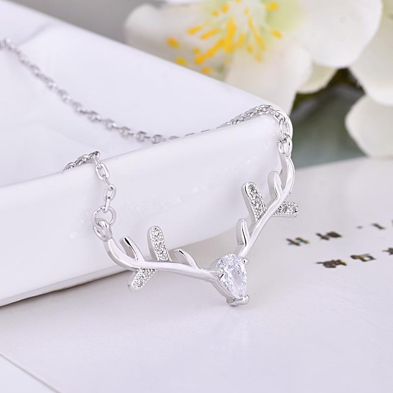 Korean-Style Elk Antler Clavicle Necklace: Women's Choker Pendant, Christmas Gift