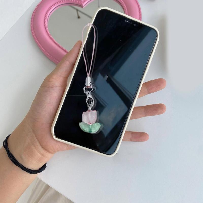 Simple Small Flower Hanging Pendant Sweet Phone Strap Y2K Bag Decoration Portable Hanging Lanyard Gift for Girls Women