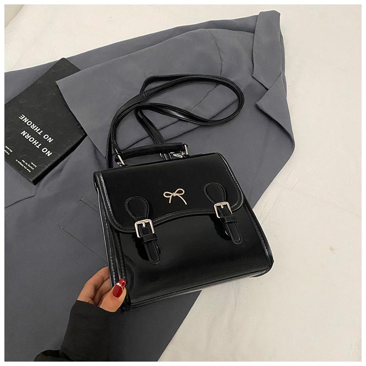 

Korean portable personalized bag women s 2025 new trendy fashion backpack college style multi-functional shoulder backpack