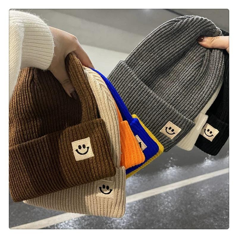 Ins Smiley Label Women's Woolen Hat, Trendy and Versatile Couple's Warm Hat, Korean Style Knitted Hat