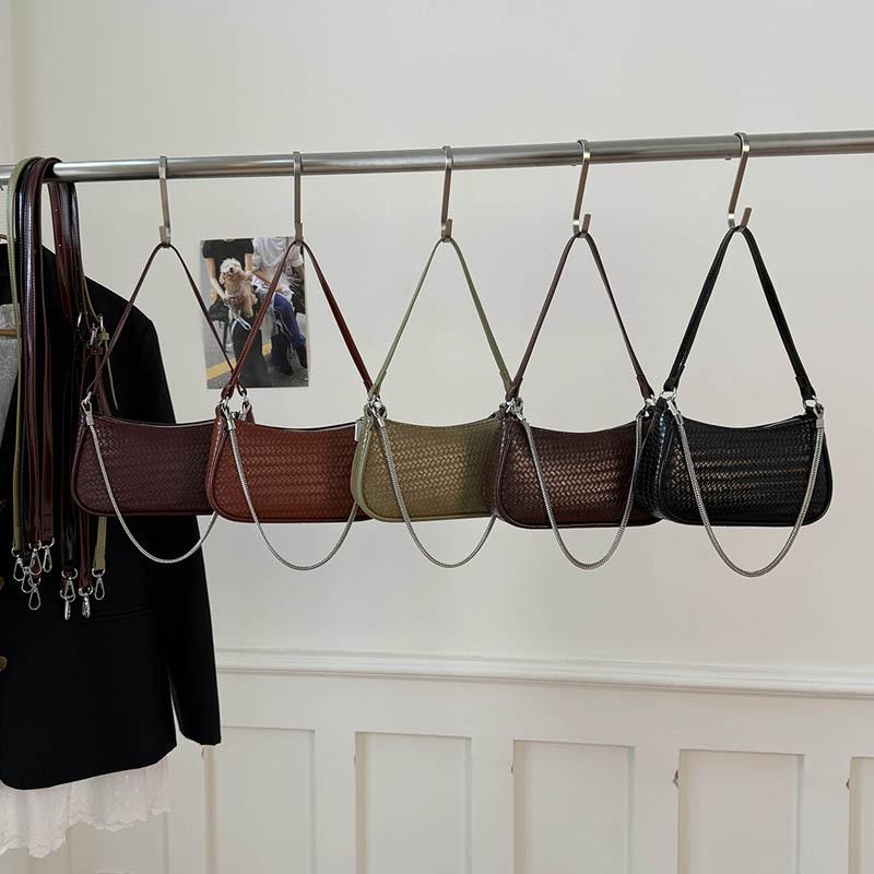 New Niche Design Sense Woven Bag Women's Fashion Versatile Shoulder Bag Premium Texture Ins Messenger Bag