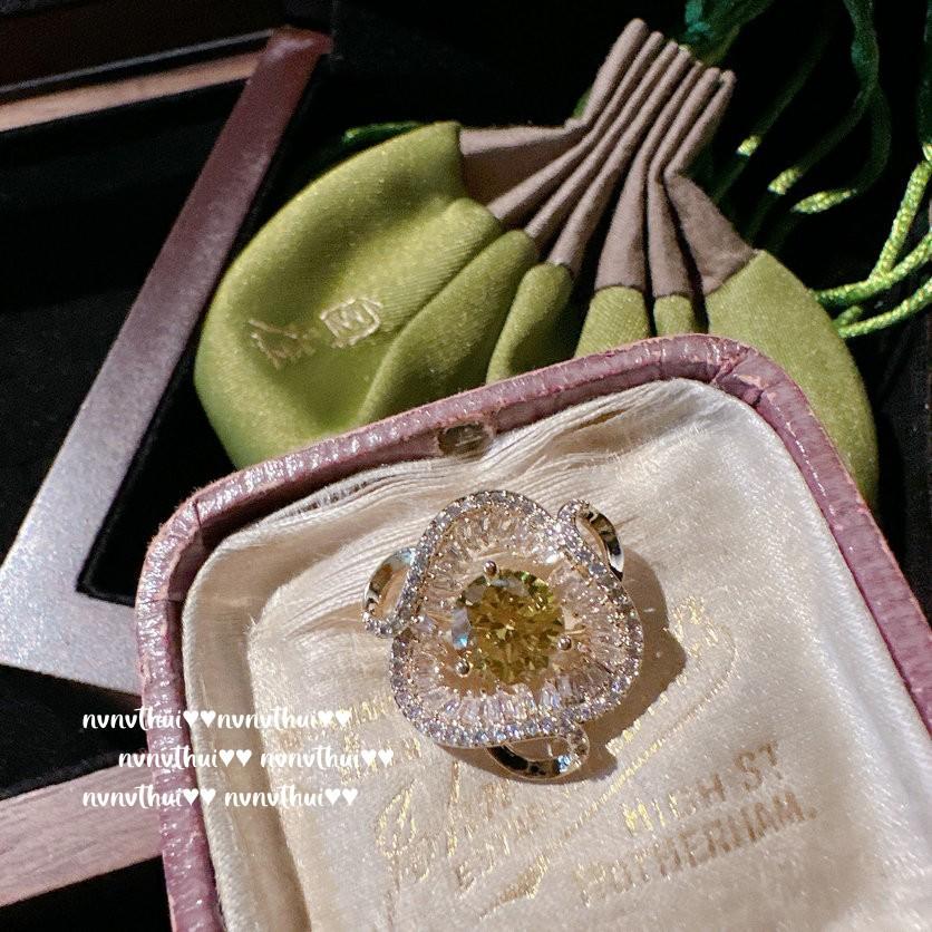 Cinderella Twilight Yellow Pea Gem Brooch, Beautiful, 18K Gold Plated, Sunset Yellow Butterfly Zircon Brooch