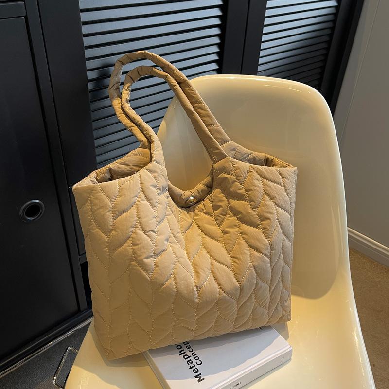 

Мягкая сумка на плечо большой вместимости для женщин, весенний тренд, модный дизайн, тканевые сумки, женские дорожные сумки-тоут для покупок 33x13x32cm