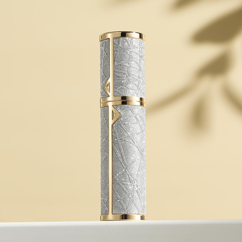 5ML Portable Compact Leather Perfume Bottle Multipurpose Sprayer Refillable Empty Perfume Atomizer for Travel Spray Bottle 1PC