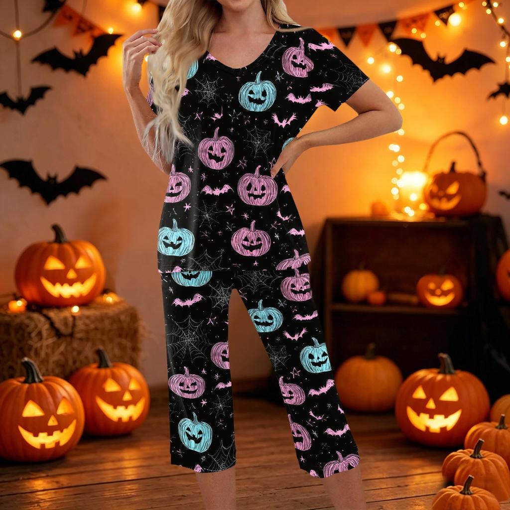 Women Two Piece Set Halloween Print Short Sleeve Top Seven Quarter Pants Casual Lounge Pajama Set for Daily Wear