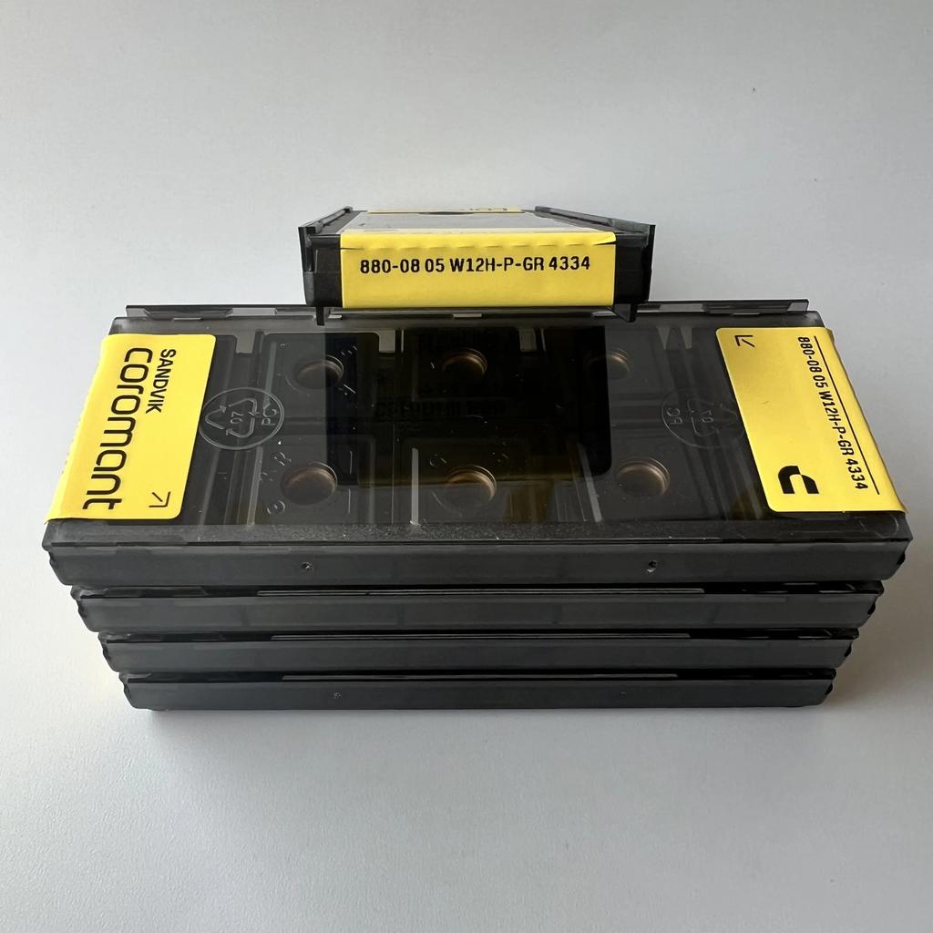 SANDVIK / 880-0805W12H-P-GR 4334 / Industrial indexable Carbide Inserts 10 Pcs