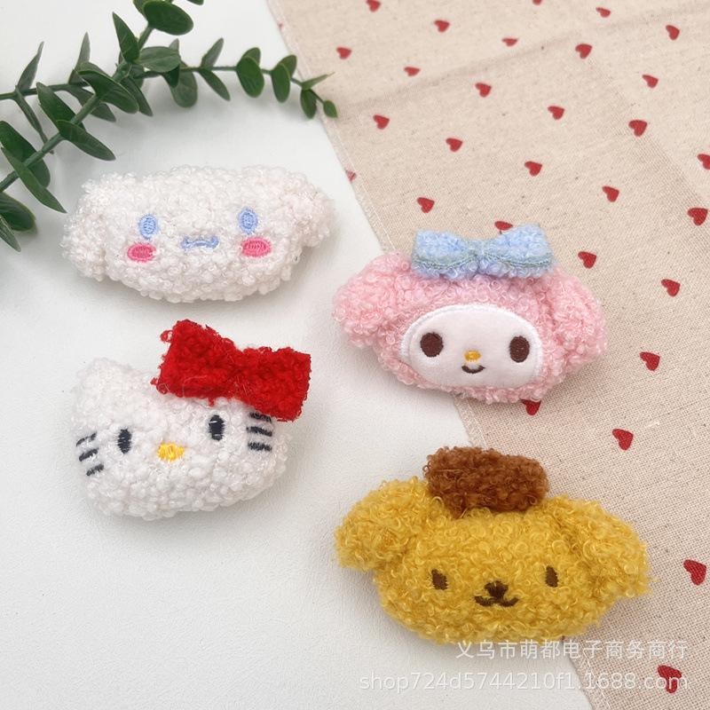 Cozy Cartoon Teddy Fleece Brooch & Scarf Accessories Set for Autumn/Winter