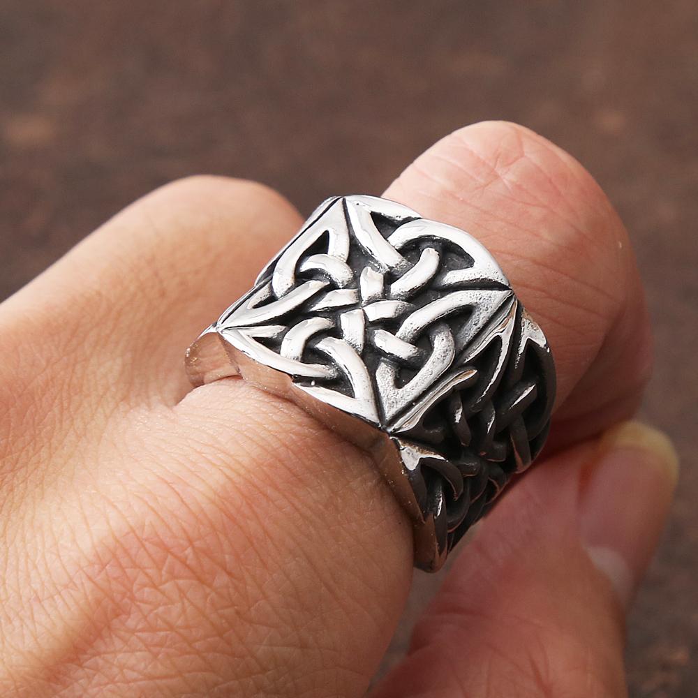 Anillos Nudo Celta de Metales Pesados para Hombres Niños Punk Vintage Acero Inoxidable Anillos Amuleto Moda Biker Joyería Regalos Venta al por Mayor