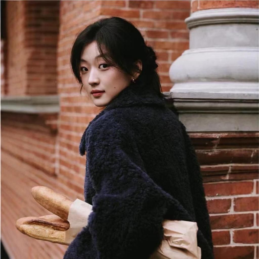 Elegant High-End Women's Lambswool Zipper Stand Collar Jacket for Autumn/Winter