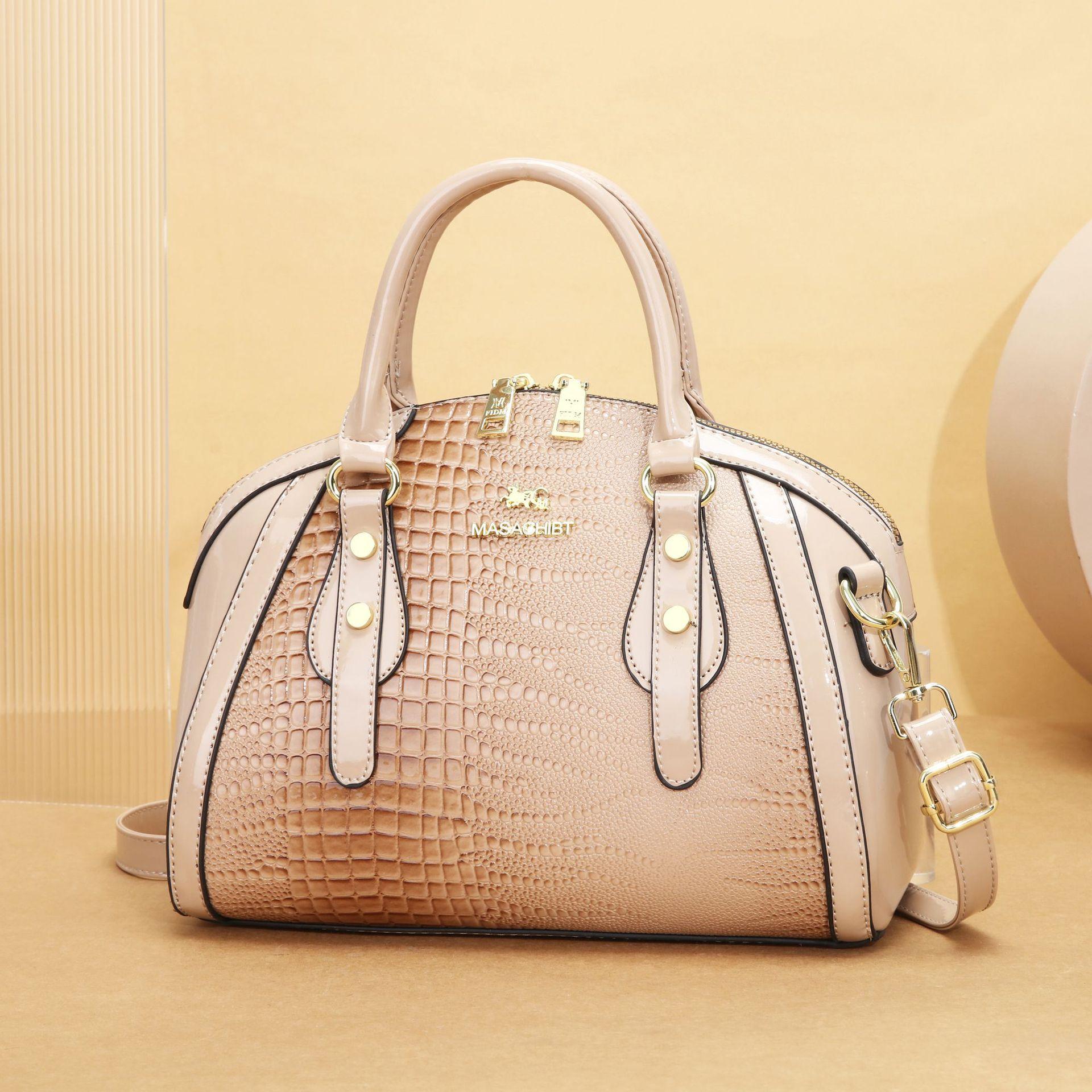 

Сумка женская сумка 2025 новая большая вместимость на плечо сумка-мессенджер сумочка ощущение высокого класса сумка для женщин среднего возраста тренд хаки