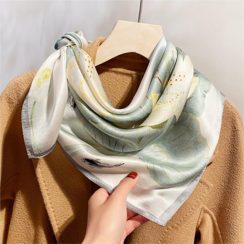 Spring New Fresh Flower Silk Crepe Satin Printed Silk Scarf Women's Fashion Versatile Mulberry Silk Small Square Scarf