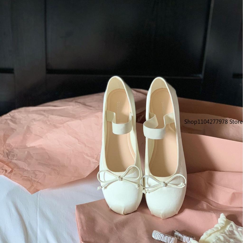 Fashion Plus Size 43 42 Luxury Satin Silk Ballet Shoes Woman Classic Square Toe Bowtie Elastic Band Ballerina Flats Ladies Soft Loafers