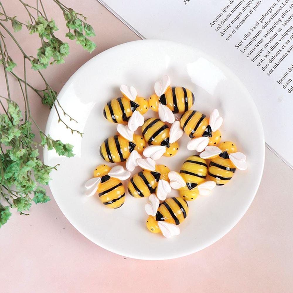 Craft DIY Tiny Resin Bee Lovely Flatback Embellishment Cabochon Miniature