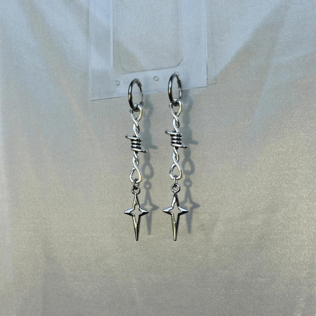Barbed Wire Earrings - hypoallergenic goth grunge punk y2k cute alt dangly earrings