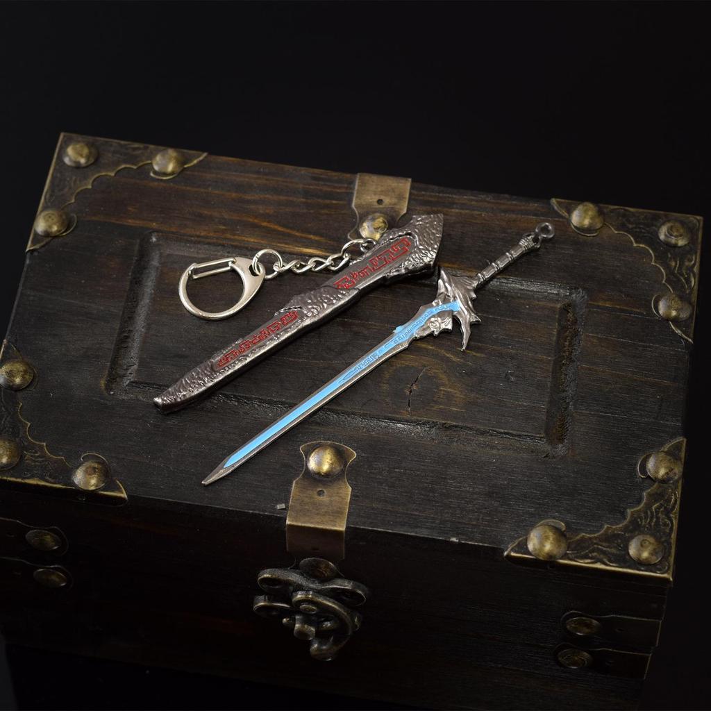 12cm Fen Ji Sword Miniature: Unsharpened Ancient Metal Model Ornament