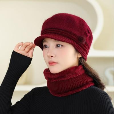 Women's Hats with Thickened Warm Plush Baseball Caps for Autumn and Winter Casual Ear Protection Plus Velvet Versatile Mother Hats