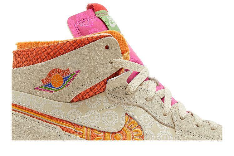 Men's Sneakers Nike Jordan 1 High Zoom Air CMFT Somos Familia Rattan/Kumquat-Lemon Wash-Starfish
