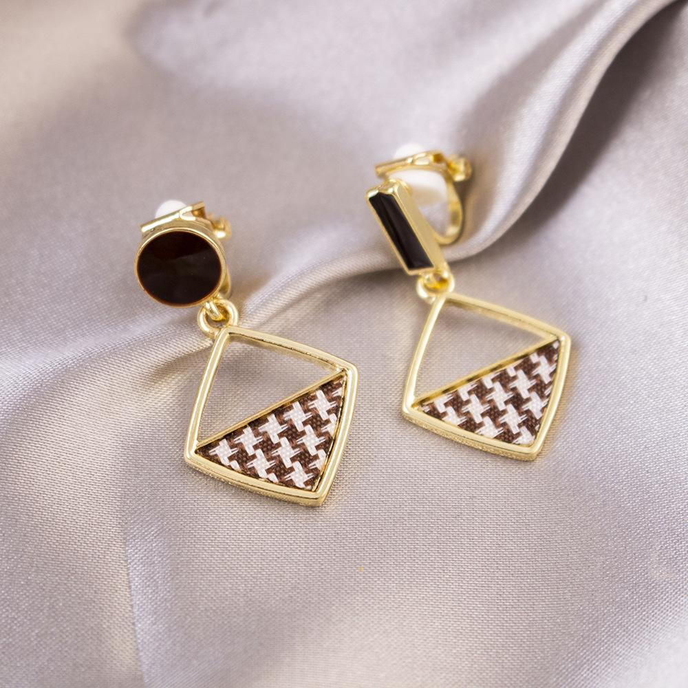 Versatile Light Luxury Ear Clips Without Pierced Ears Daily High-end Triangular Ear Clips Versatile Women's Earrings
