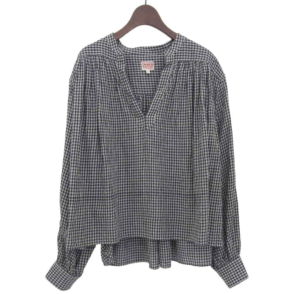 INDIA INDUSTRY Excellent condition Bshop exclusive check keyhole neck pullover shirt, women's, gray and navy. tops 1 Gray / navyUsed