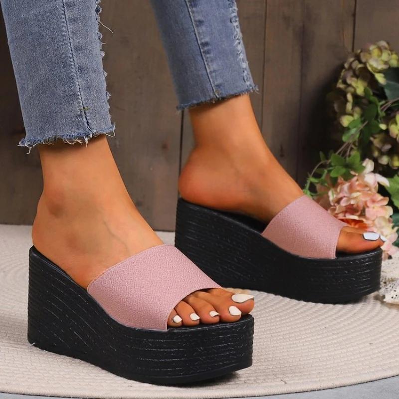 Women's platform beach slippers, high heels, wedge-shaped sandals, new women's shoes, sexy and fashionable flip flops