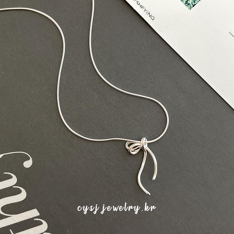 

Cui Yan S925 Silver Bow Ribbon Choker Necklace - Women s Trendy Korean Style