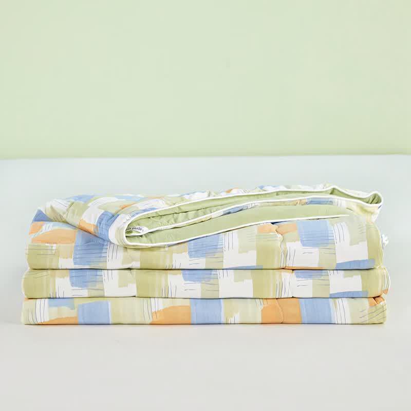 Paul Frank All-Season Skin-Friendly Quilt