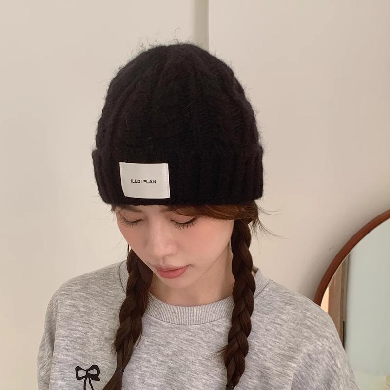 New Plush Twisted Knitted Hat for Women Winter Style Cold Proof and Warm Ear Protection Plus Velvet Thickened Fashionable Versatile Hat